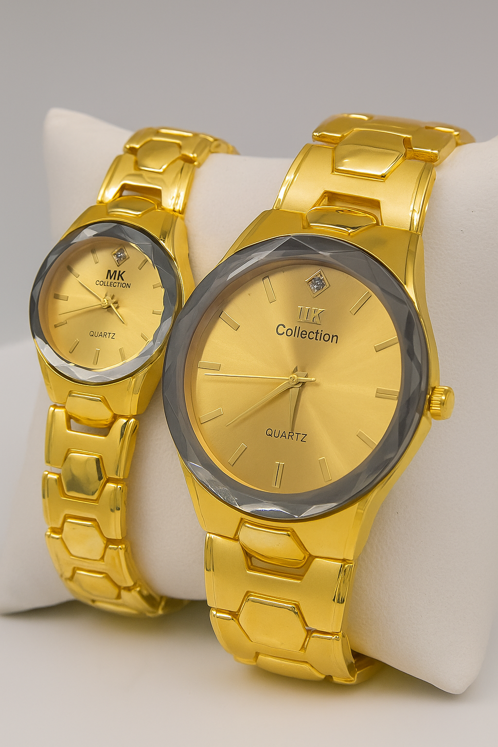Gold Couple Watch Set – Luxury Quartz