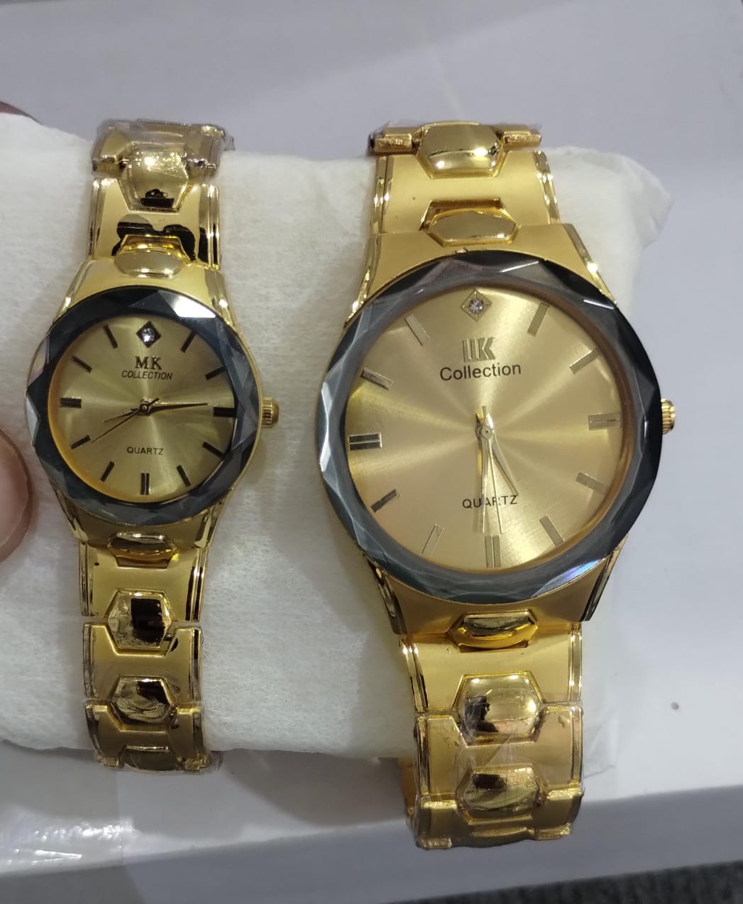 Gold Couple Watch Set – Luxury Quartz
